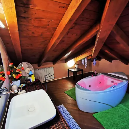 Alba Sul Δωμάτια σε οικογενειακή κατοικία Στρέσα