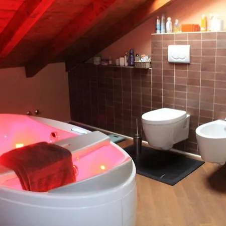 Alba Sul Δωμάτια σε οικογενειακή κατοικία Στρέσα