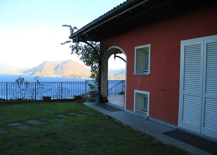 Alba Sul Homestay Stresa